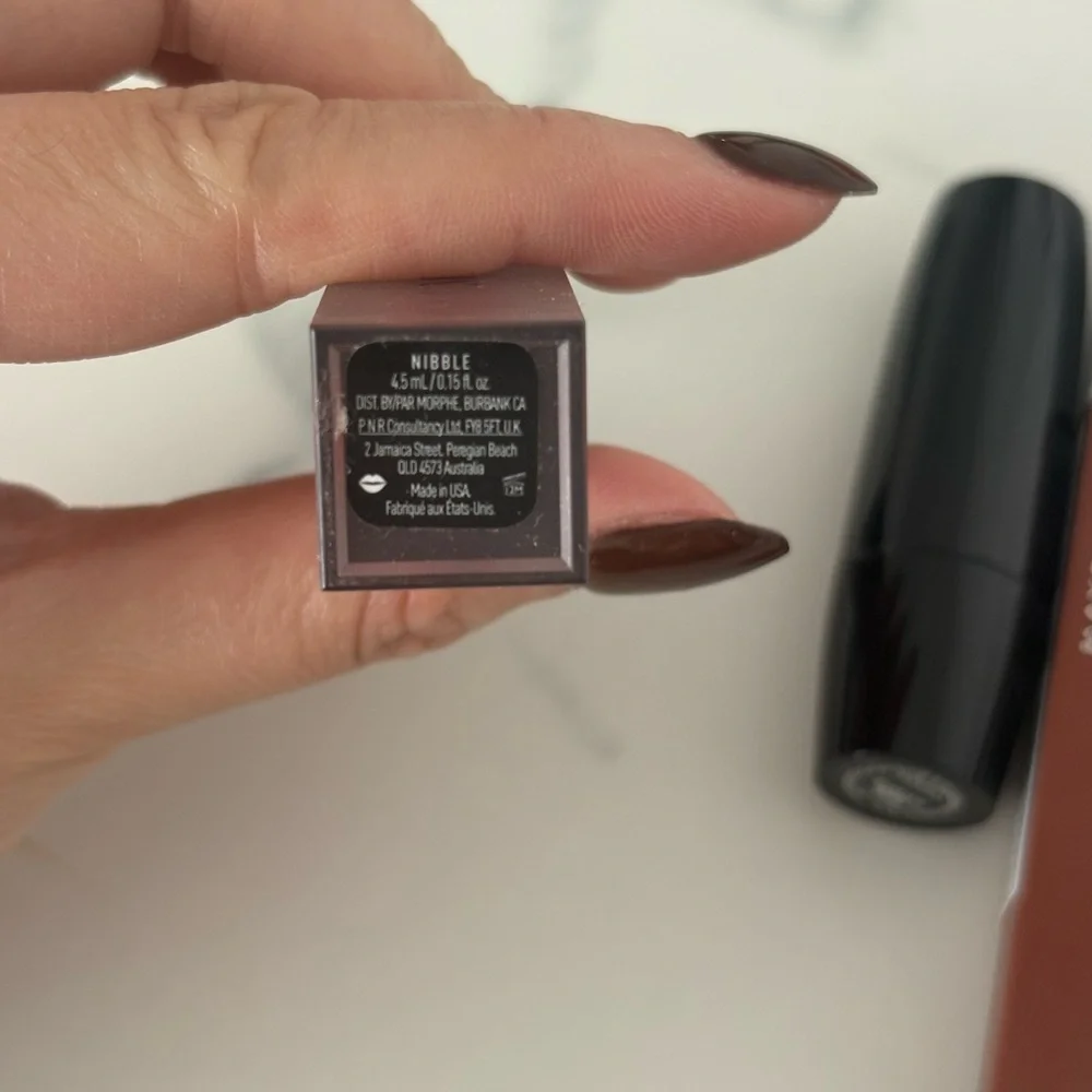 MAC Cosmetics Bold Red Lipstick - Picture 2 of 8